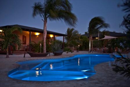 Bridanda pool side at night